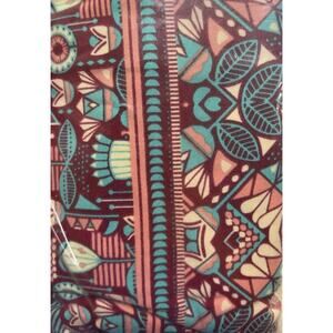 TC LuLaRoe leggings. Fits‎ sizes 10/12-18/20